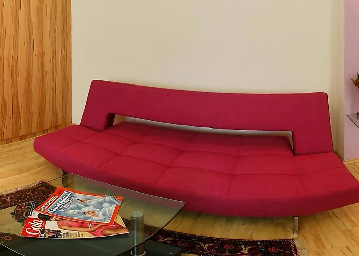 - Cav Hotel Vienne
