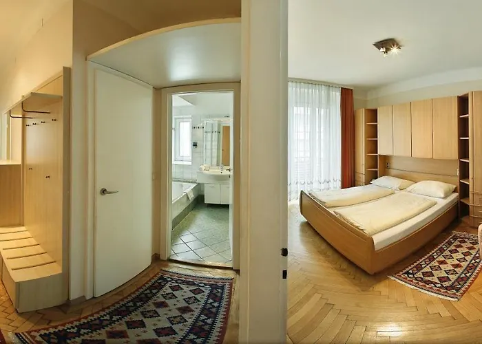 - Cav 4* Vienne