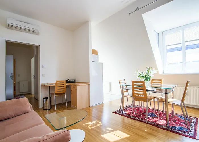 Hotel - Cav 4*