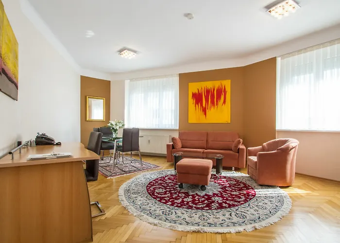 - Cav Hotel 4*