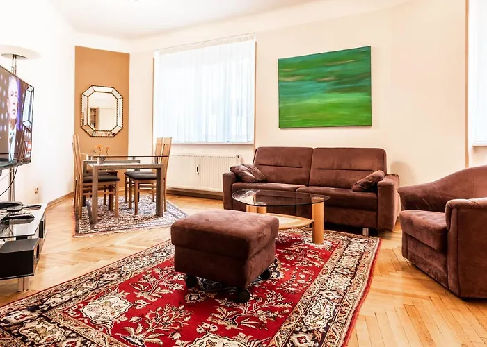 - Cav Hotel Vienne