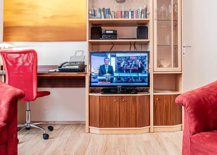 - Cav Hotel Vienne