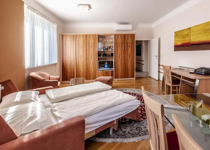 Hotel - Cav